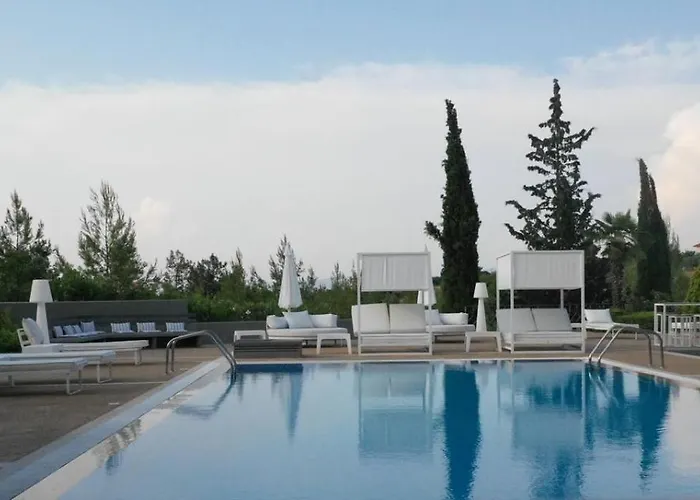 Serenity Large Villa *